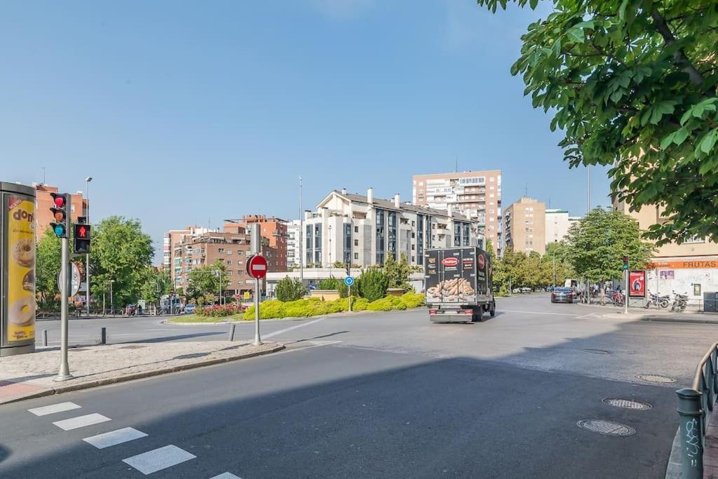 Estudio Acogedor En Zona Norte マドリード エクステリア 写真