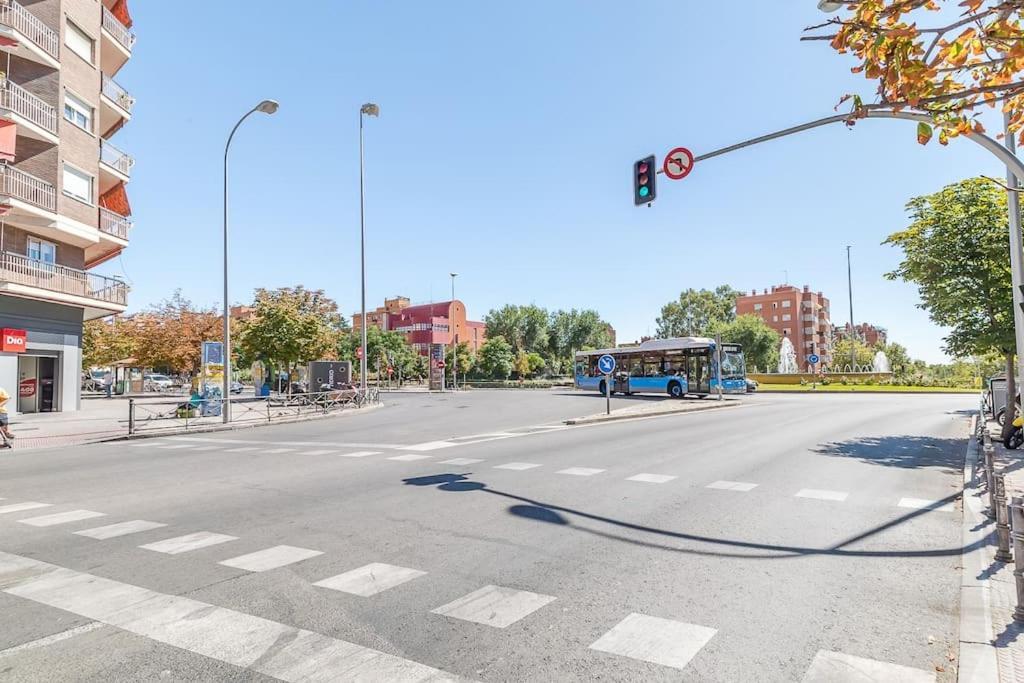 Estudio Acogedor En Zona Norte マドリード エクステリア 写真